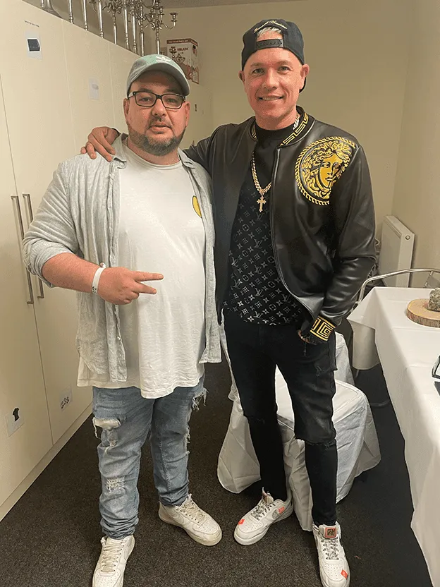 DJ Lito mit Dante Thomas