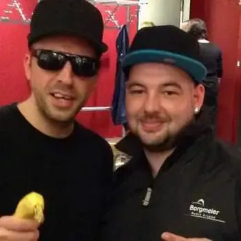 DJ Lito mit Frauenarzt